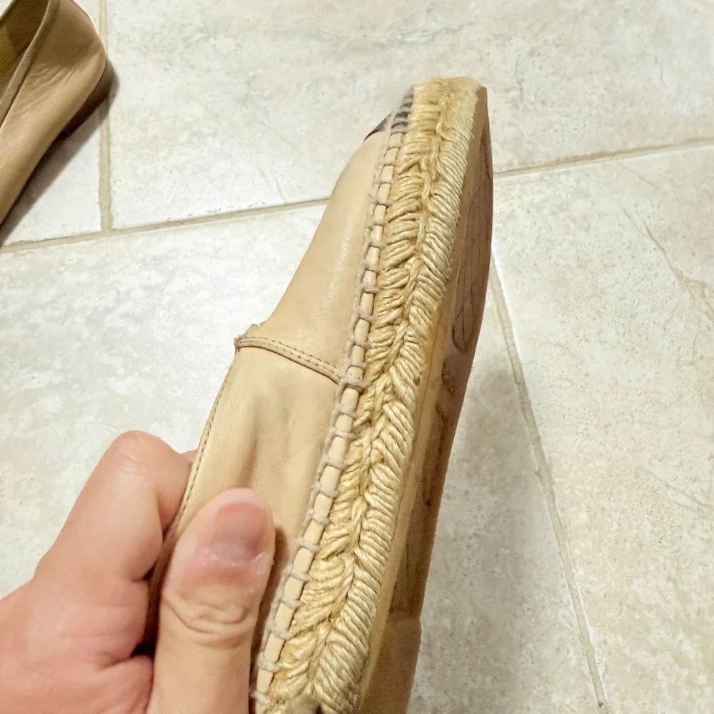 Chanel Genuine Lambskin‎ Leather Logo Slip On Espadrilles Shoes Beige Size 35